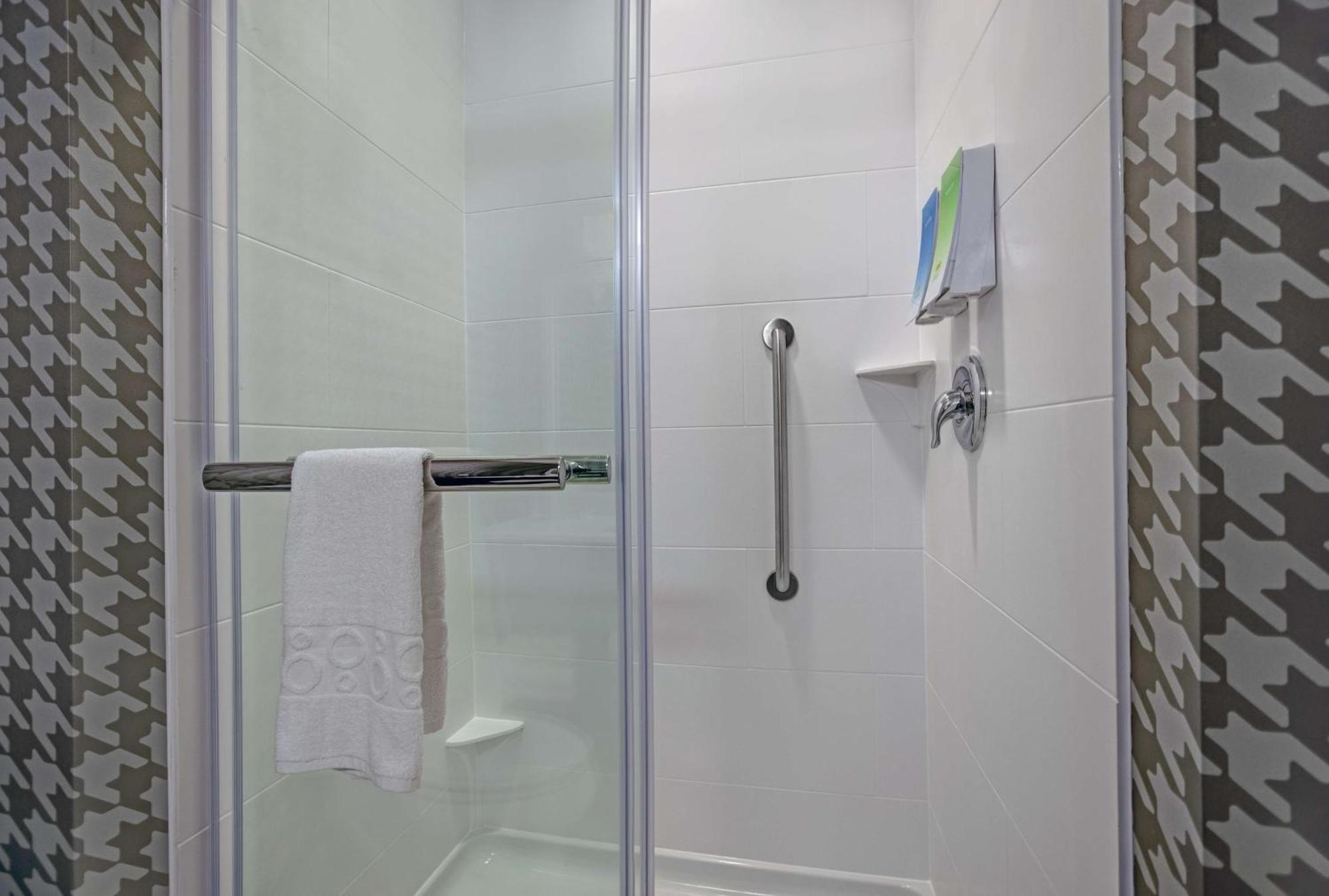 Home2 Suites By Hilton リッチモンド エクステリア 写真